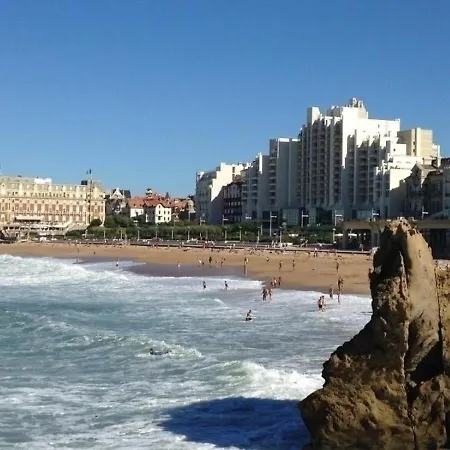 Biarritz, 2 Pieces, 4 Personnes - Fr-1-3-425 *