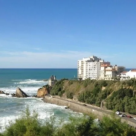 Biarritz, 2 Pieces, 4 Personnes - Fr-1-3-425 * Biarritz